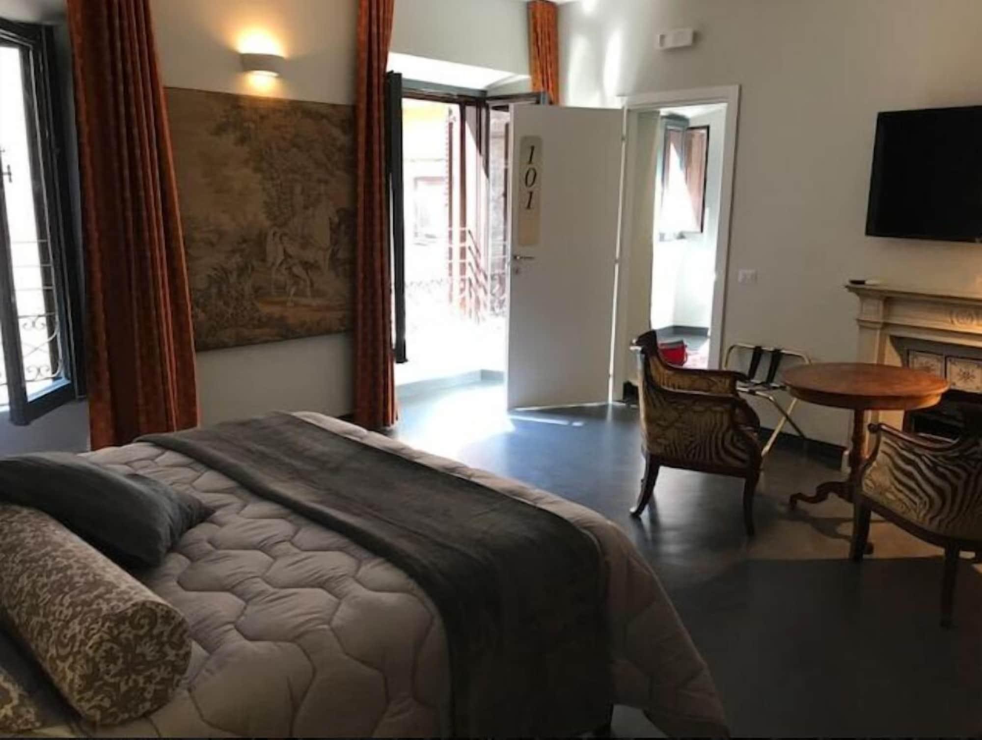 94 Piazza Di Spagna Maison d'hôtes 2*